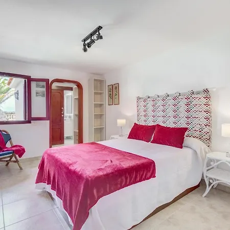 Amplio Chalet En Con Jardin Y Vista Al Mar * بالم مار